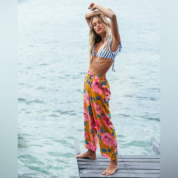 Billabong Cut Through floral top and pant matching set size M (Moss Landing) - Picture 4 of 13